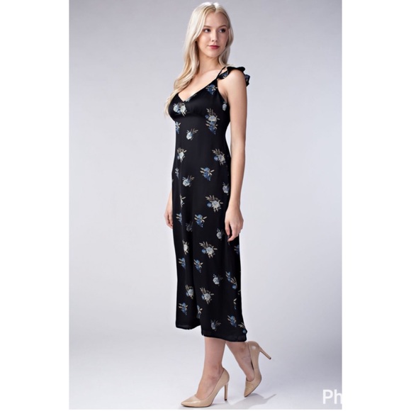 Leaf It Alone Maxi Dress - Picture 7 of 8